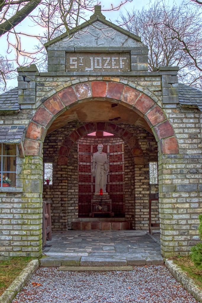 HDR kerkfotografie Mariapark Lommel Jesus Maria Sint Fransiscus Homo Josef Kerststal Mary kerstmis christmas noel bedevaart bedevaartplaats pilgrimage pelerinage heilig heilige holy saint